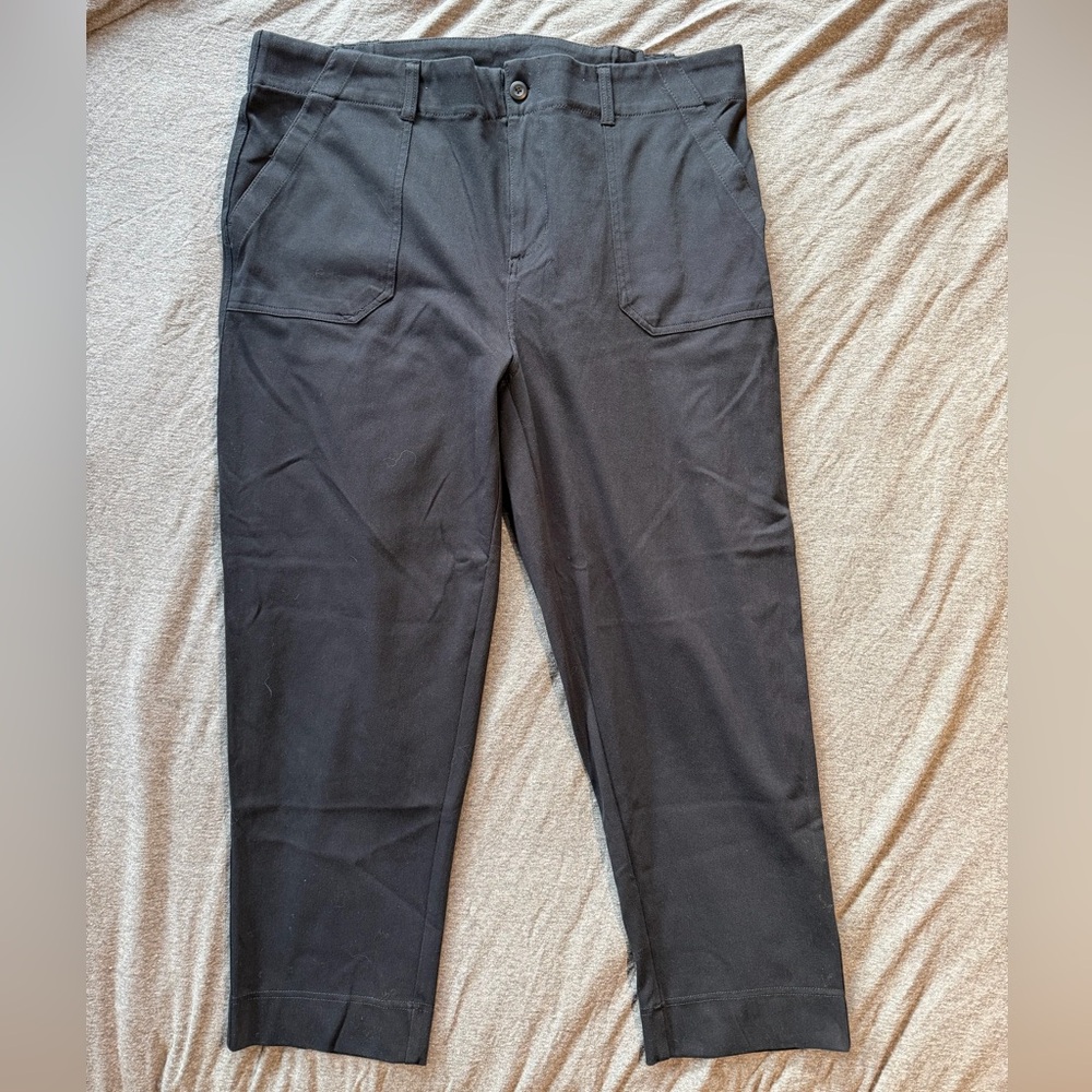 32 Degrees Women’s Stretch Twill Ankle Pants in Black